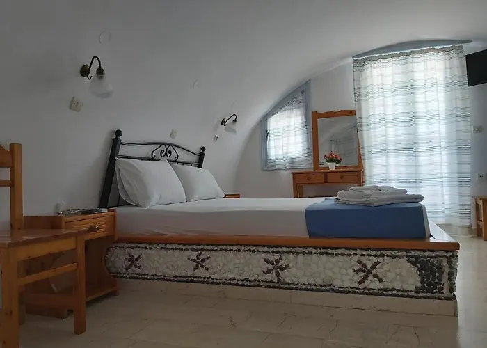 Hotel Stavros Perivolos (Santorini)