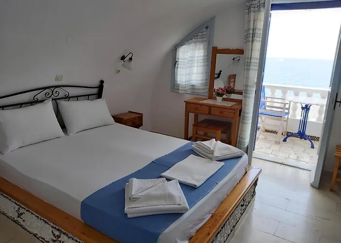 Stavros Perivolos (Santorini)