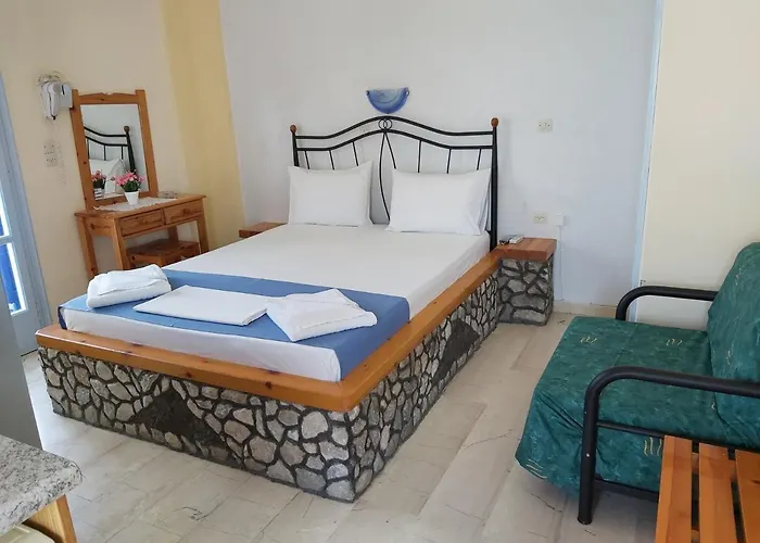 Hotel Stavros Perivolos (Santorini)
