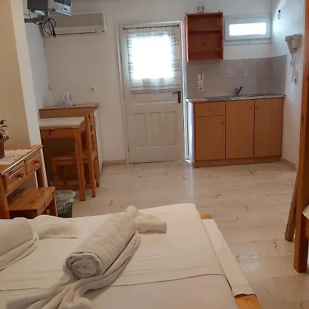 Stavros Playa de Perivolos