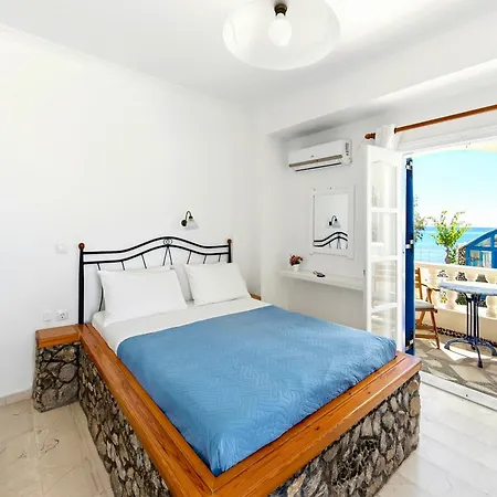 Stavros Beachfront Domes By Kottas Hotell