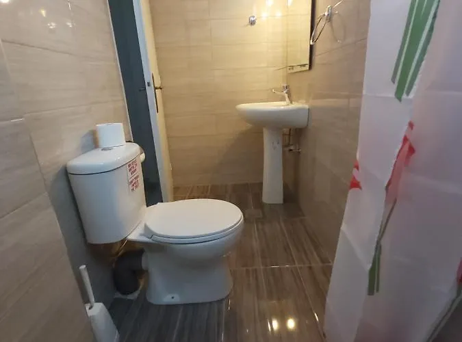 Stavros * 佩里沃罗