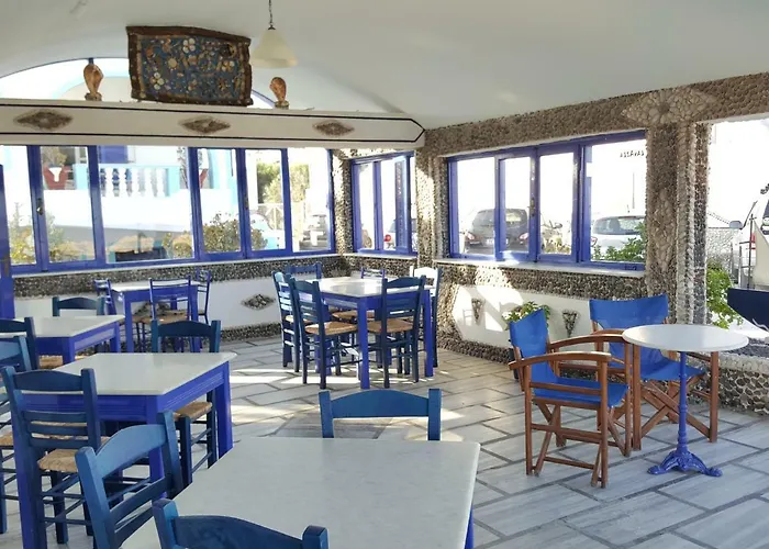 Stavros 酒店 佩里沃罗