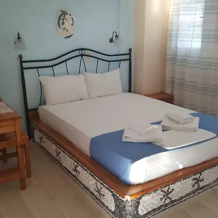 Stavros Perivolos (Santorini)