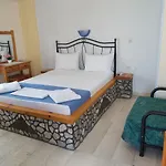 Hotel Stavros Perivolos (Santorini)